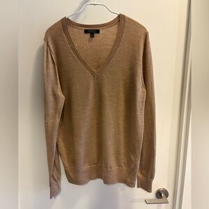Banana Republic Women’s Merino Tan V-Neck Sweater